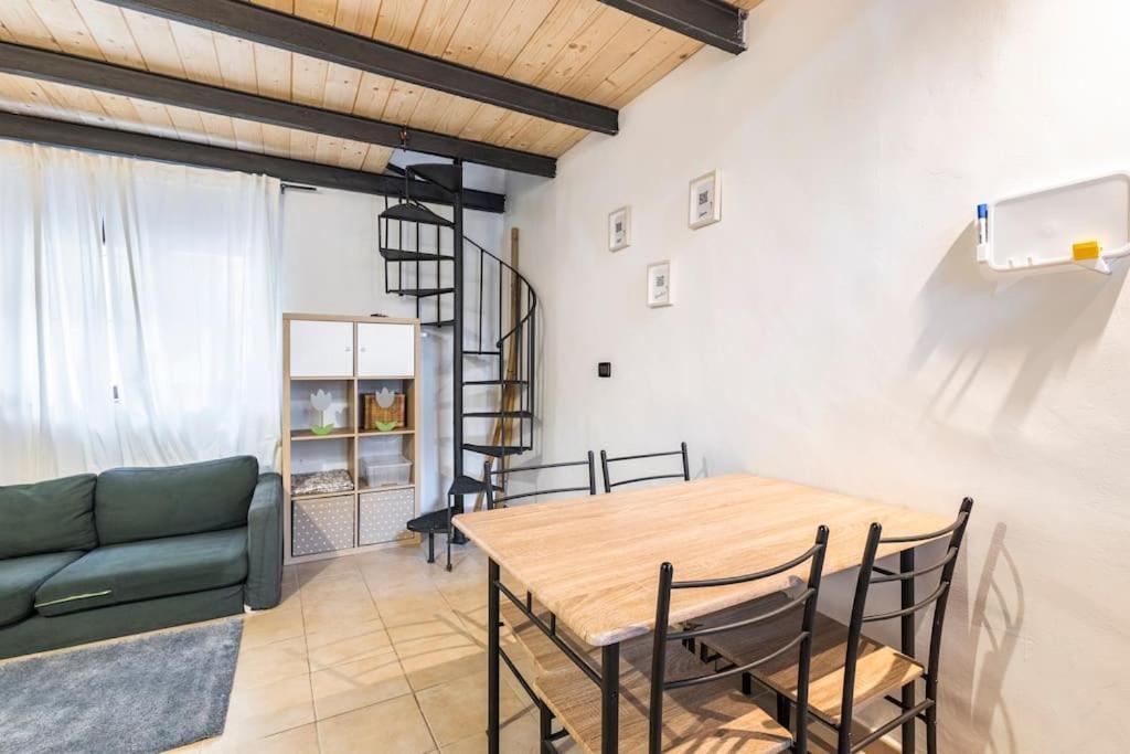 Apartamento Casa Surf Loft A 3 Minuti Dal Centro Di Torino Exterior foto